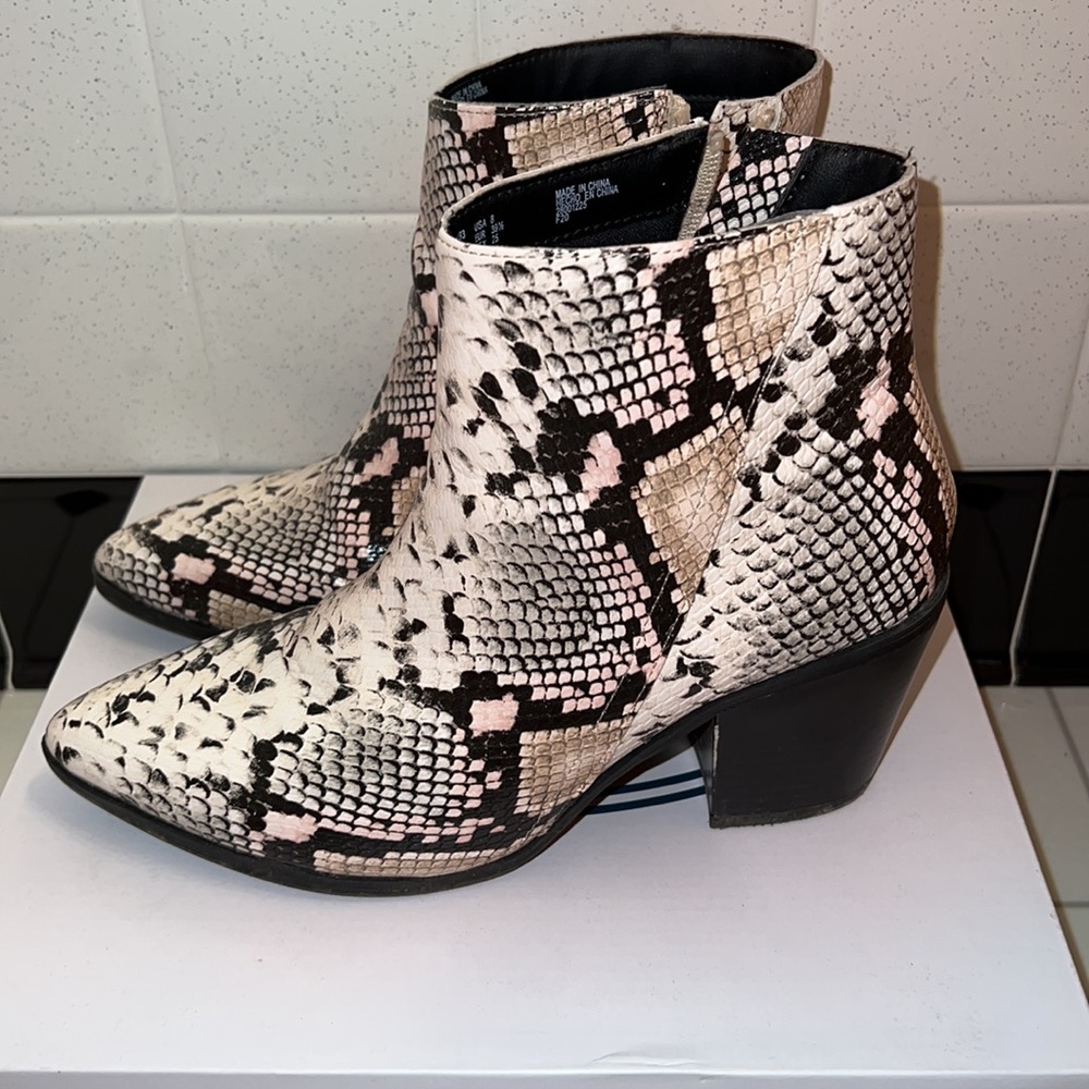 Snake Print Booties - Picture 3 of 6